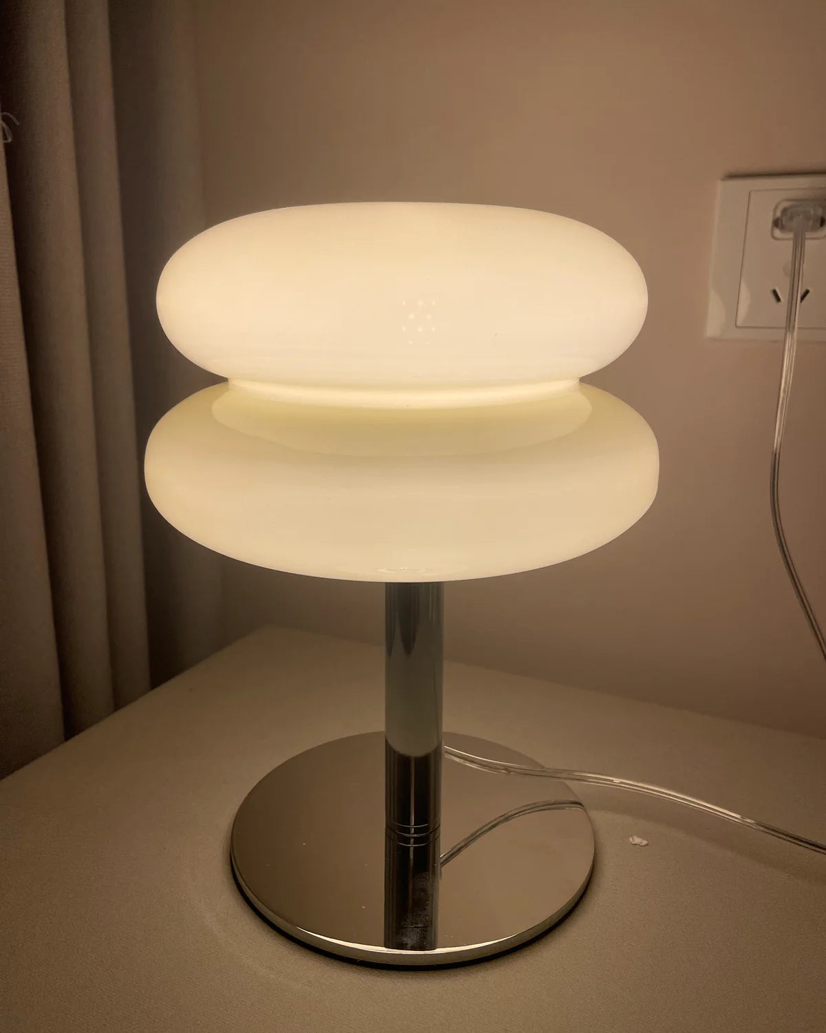 Macaron - Retro bordslampa i glas